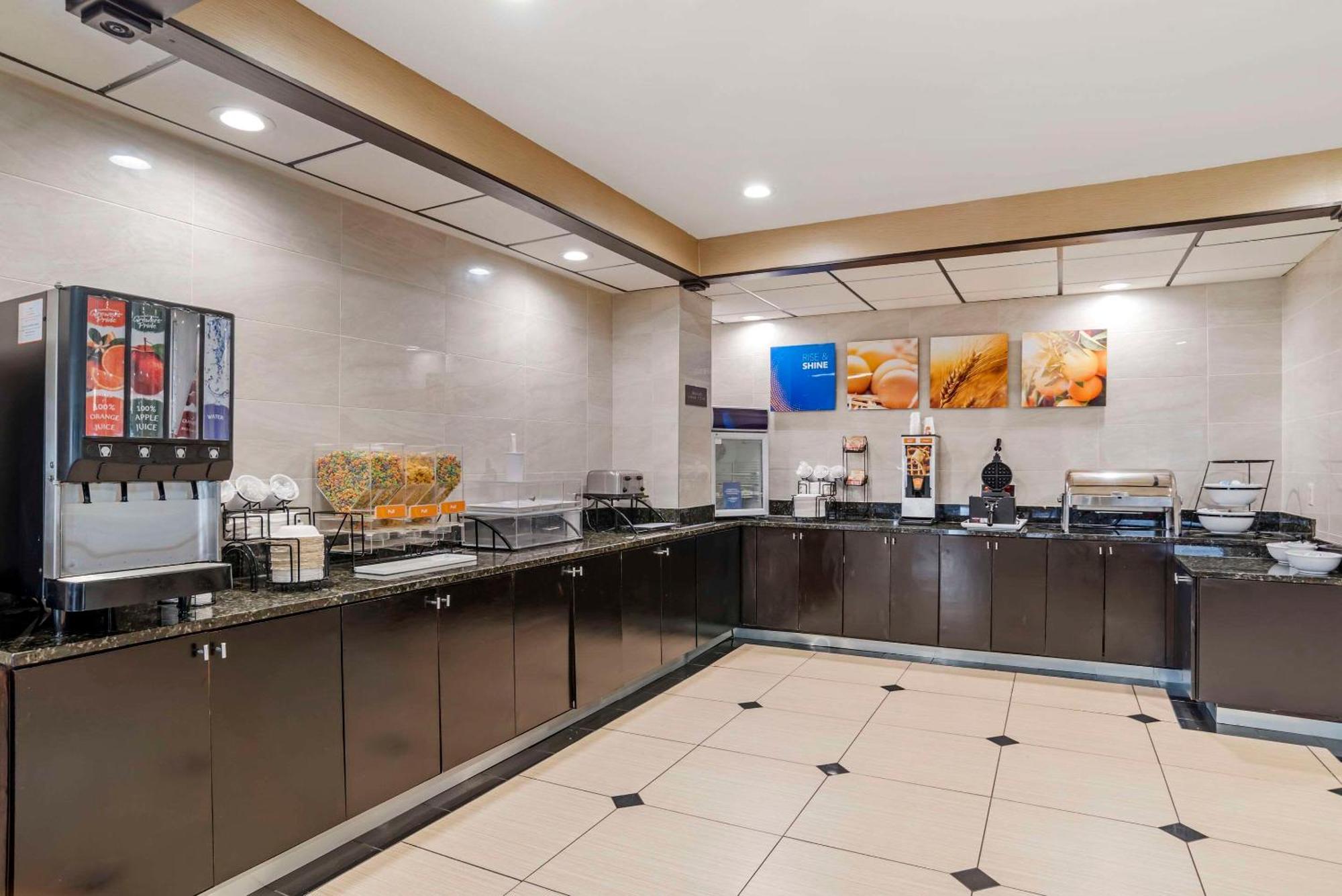 Comfort Inn Opelika - Auburn Exteriör bild